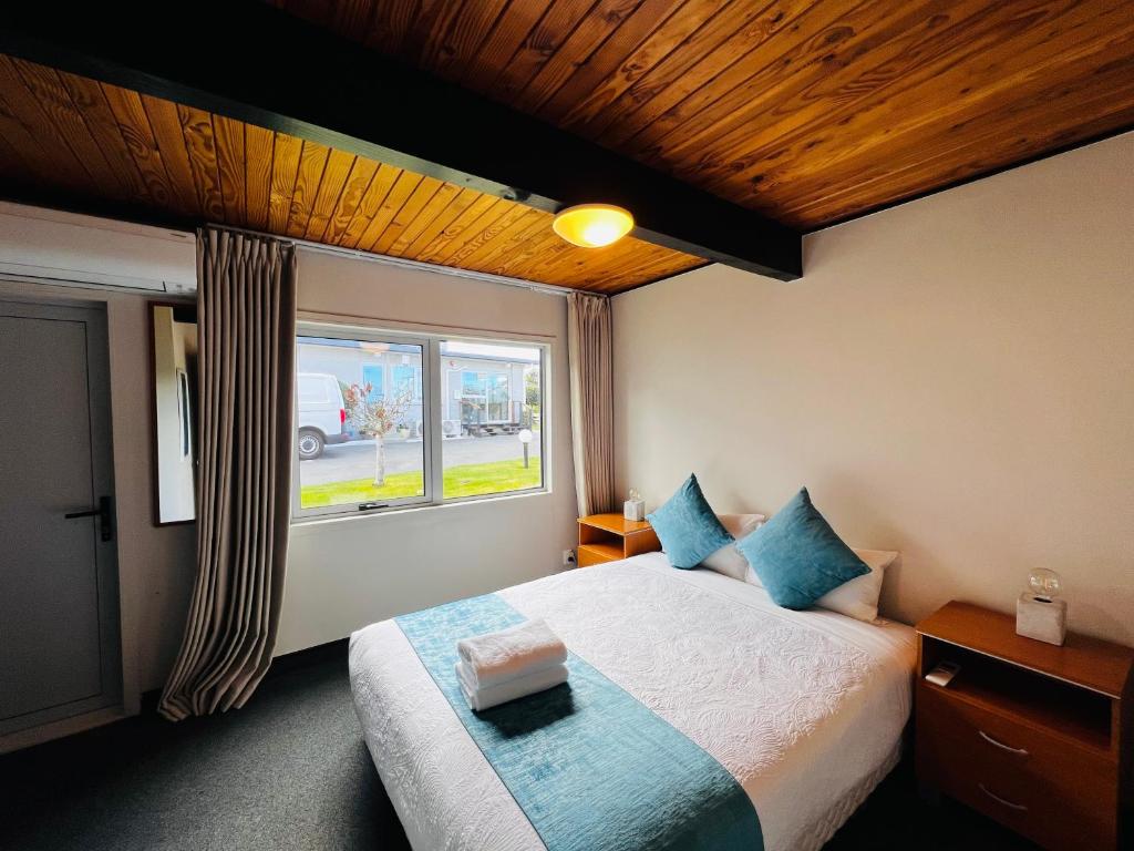 2-Storey 2-Bedroom Apartment